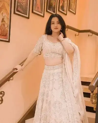 Call Girls Balaghat